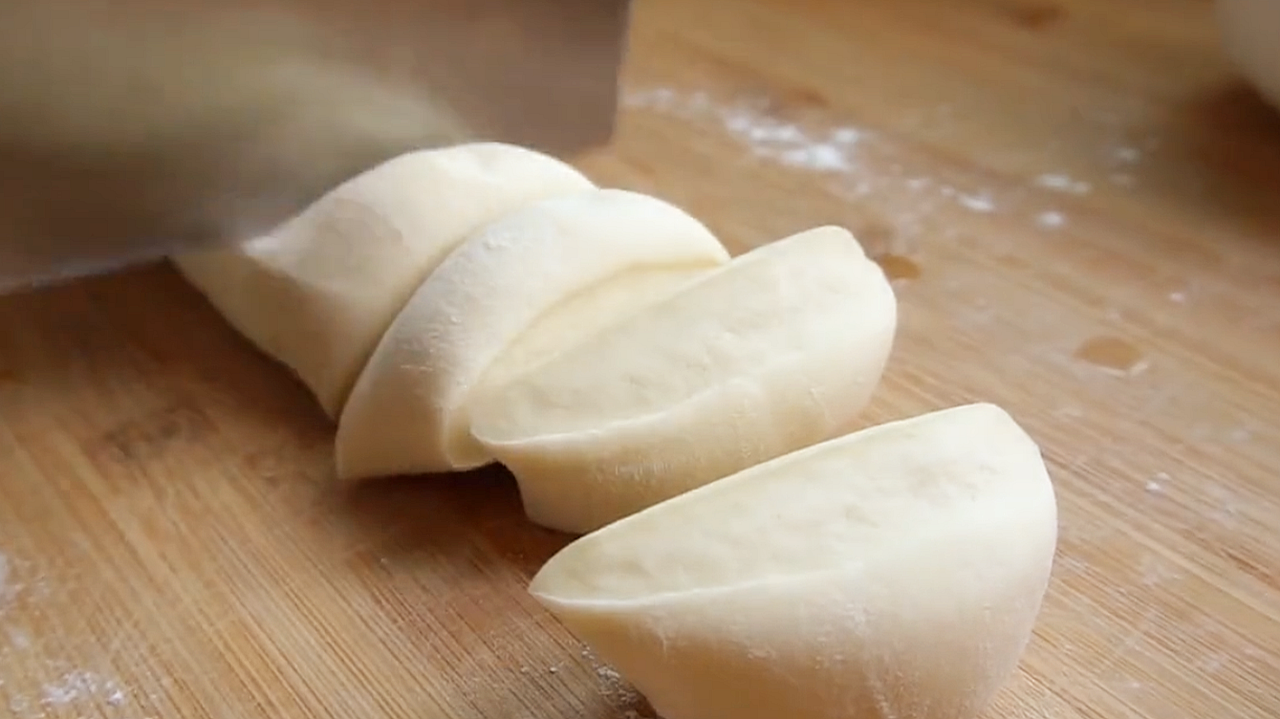 早餐別吃包子了，學會這樣做，一個雞蛋一張餅，營養美味真好吃