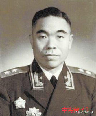 “云南王”龙云，建国后任国防副主席，儿子因