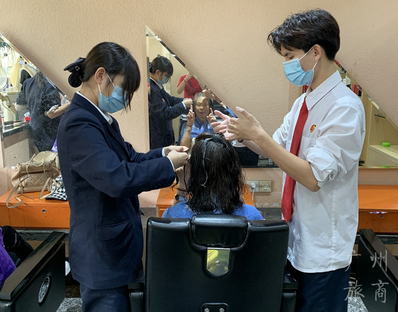 广州市旅游商务职校：传媒与形象设计系党支部惠民服务专题报道