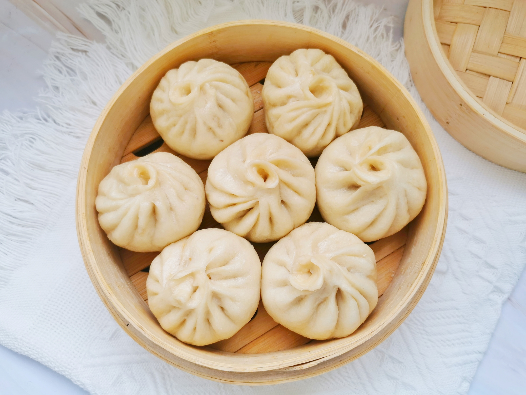 13块钱猪肉，3块钱面粉，做了28个小笼包，一周的早餐就有了