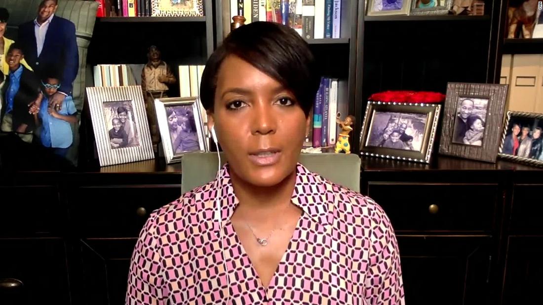 美国一位市长，正告特朗普：你不要再说话了，