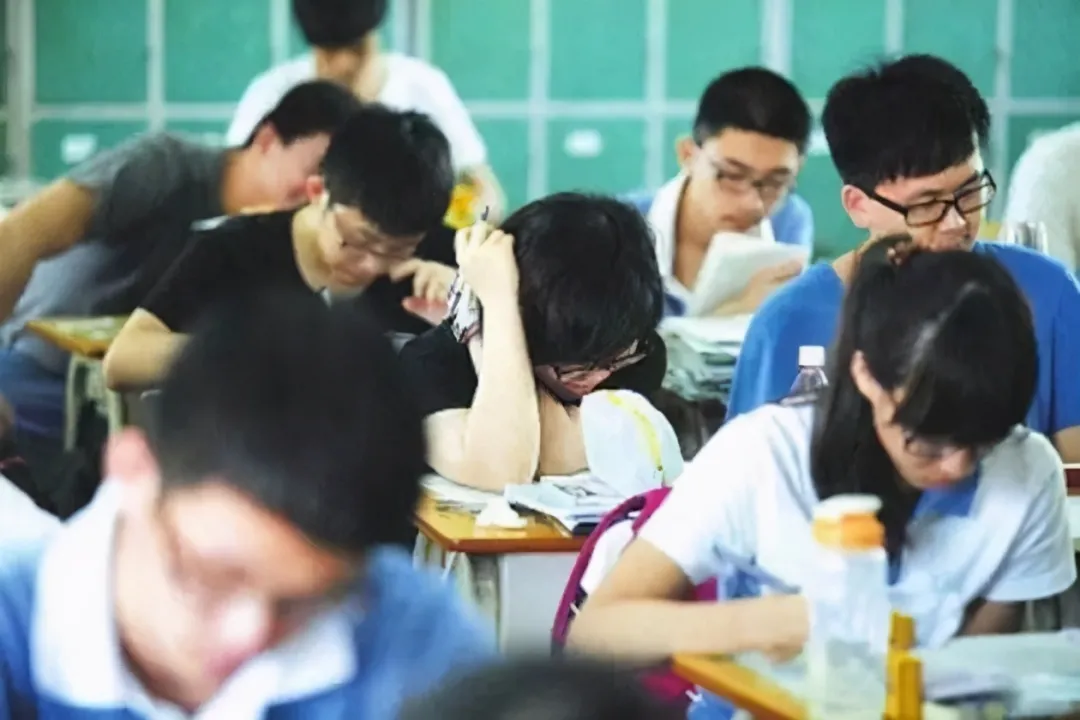 这些复读的困扰,各位复读生一定要提前应对