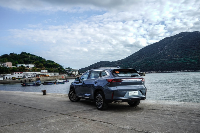 14万买台中型SUV 轴距超过汉兰达 试驾全新一代星