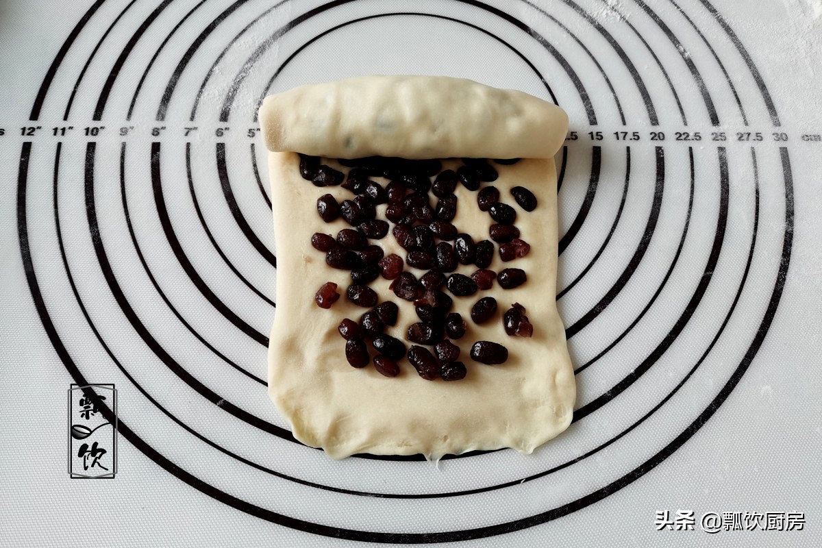闺蜜们都喜欢的面包，既甜又香，配杯牛奶，当早餐一顿一个，特棒
