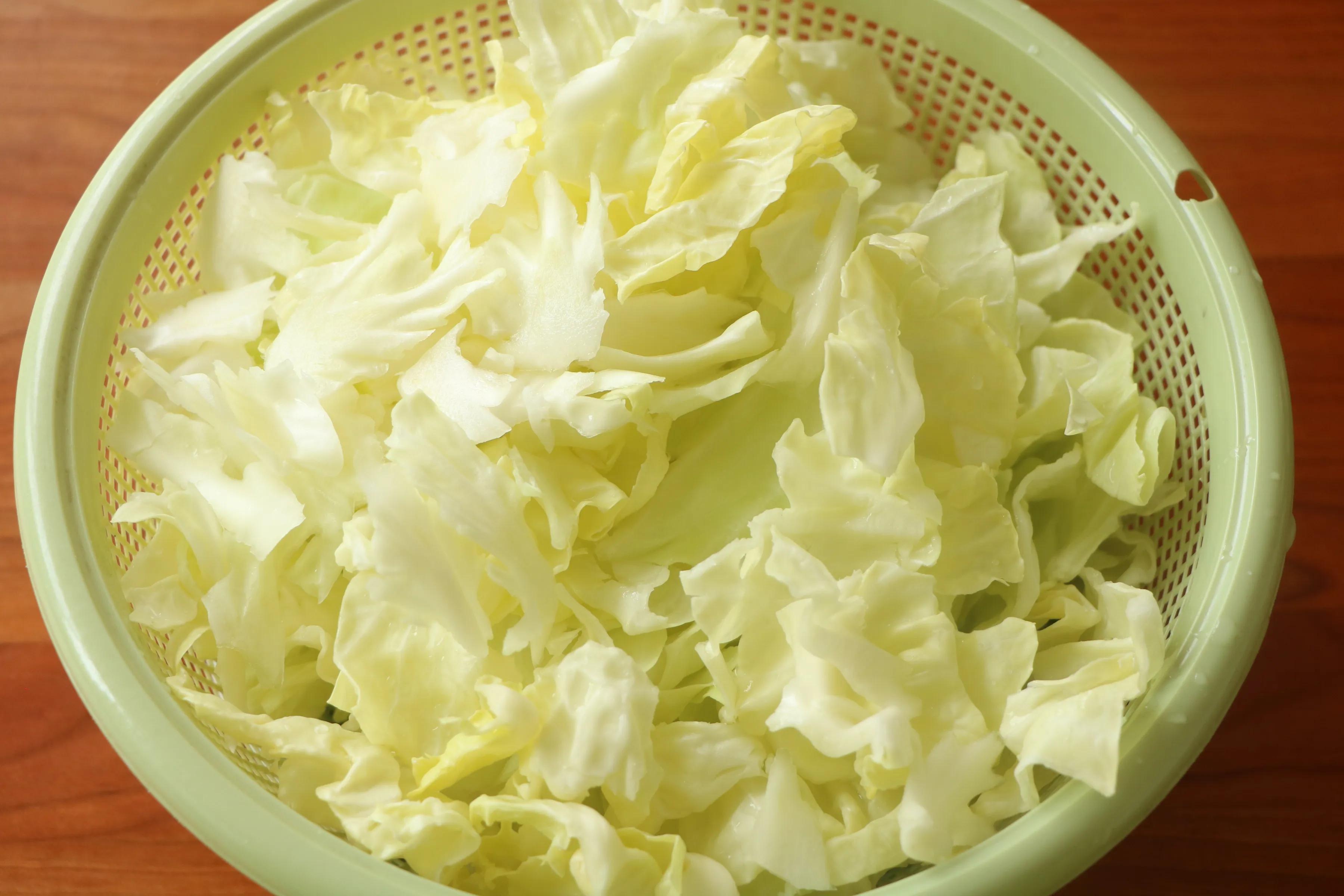 夏天的开胃菜，酸辣爽口开胃下饭，几分钟搞定，比大鱼大肉更过瘾