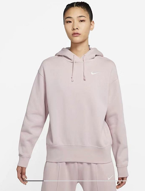 耐克618宣传图又惹争议模特眯眯眼还刮掉眉毛被指是故意内涵