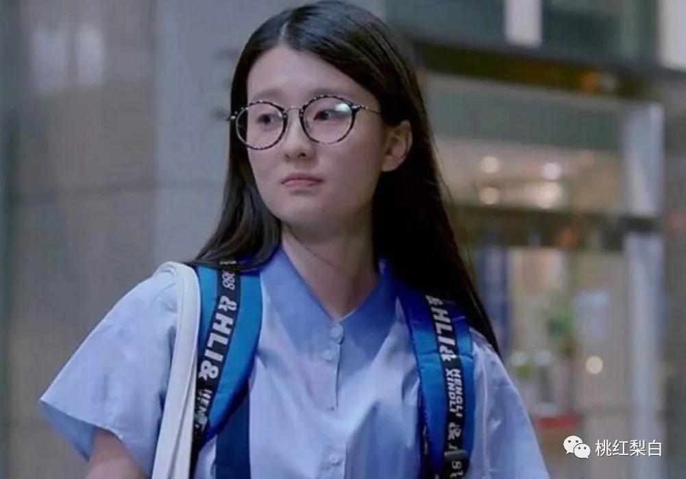 明明是住上亿豪宅的贵圈小公主，乔欣怎么就跟