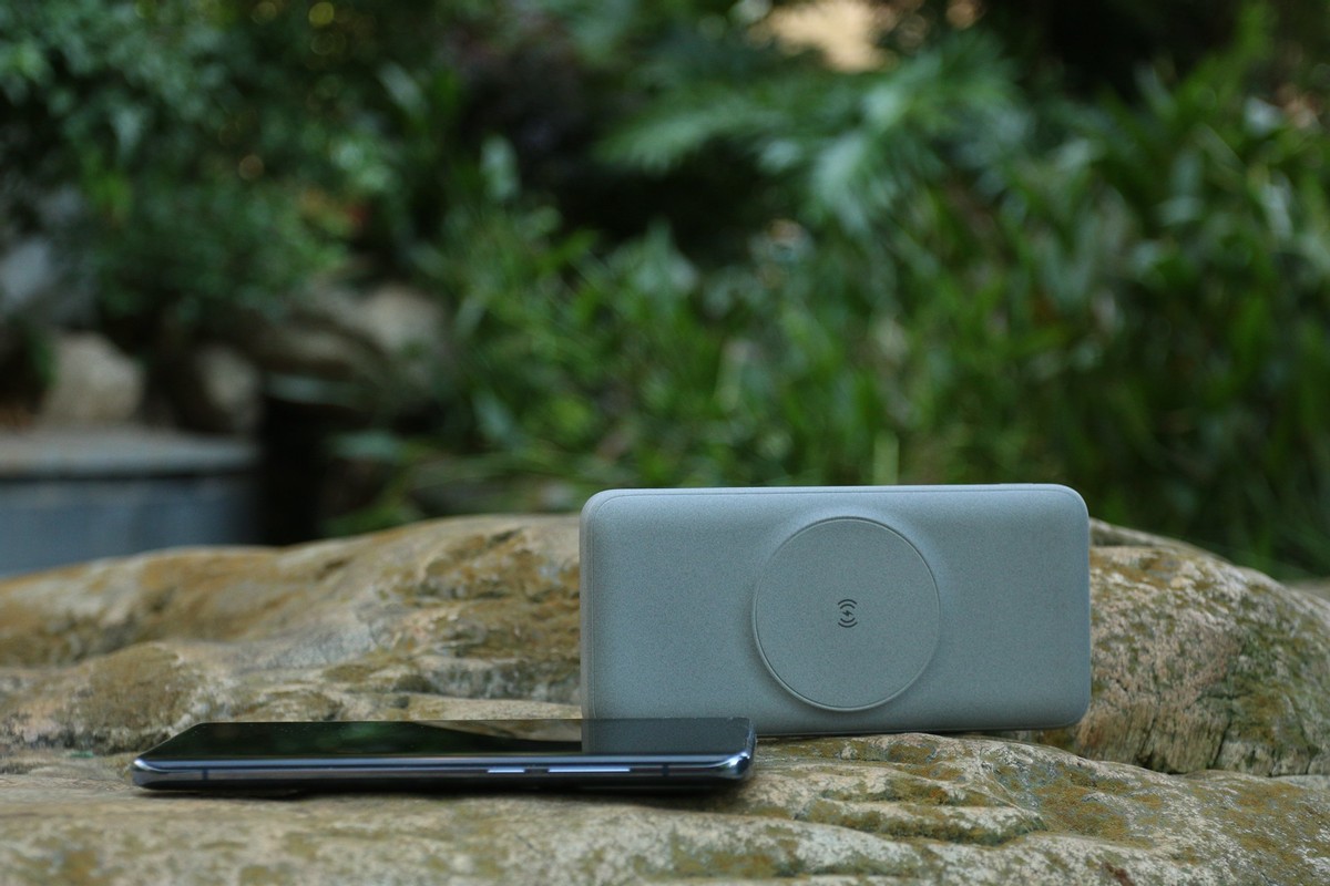 苹果小米华为，手表和电动牙刷都支持 南卡Power3移动电源评测