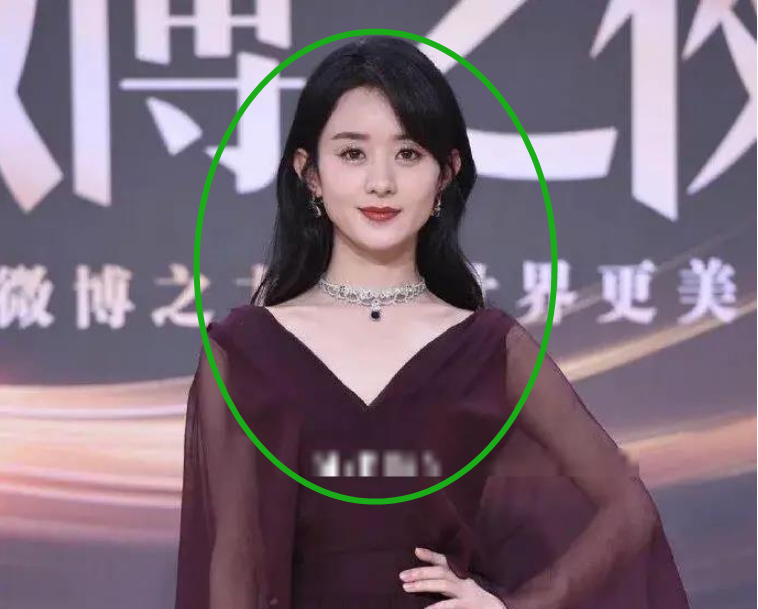 33 years old of Zhao Liying give birth to a graph to pour out of, wear home products to decide formal attire high, who still says she is postpartum show old