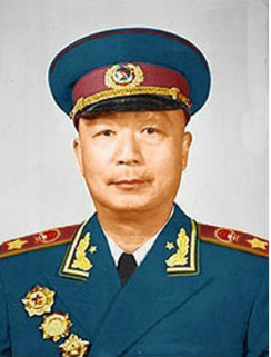 毛主席不同寻常的用人之道：司令任副总参谋长
