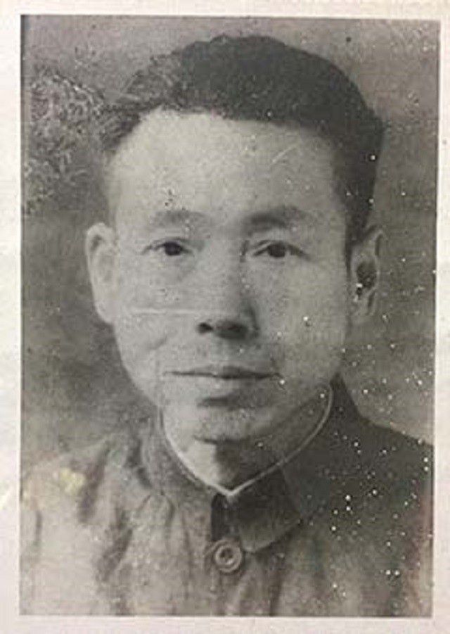 1957年，方志敏遗骸被找到，妻子向组织提了一要求：希望有张合照