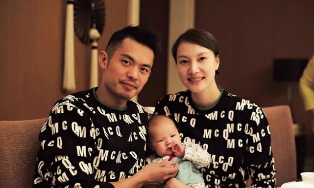 奥运二代：拳王儿子打马球，田亮女儿打网球，刘国梁女儿超过父亲