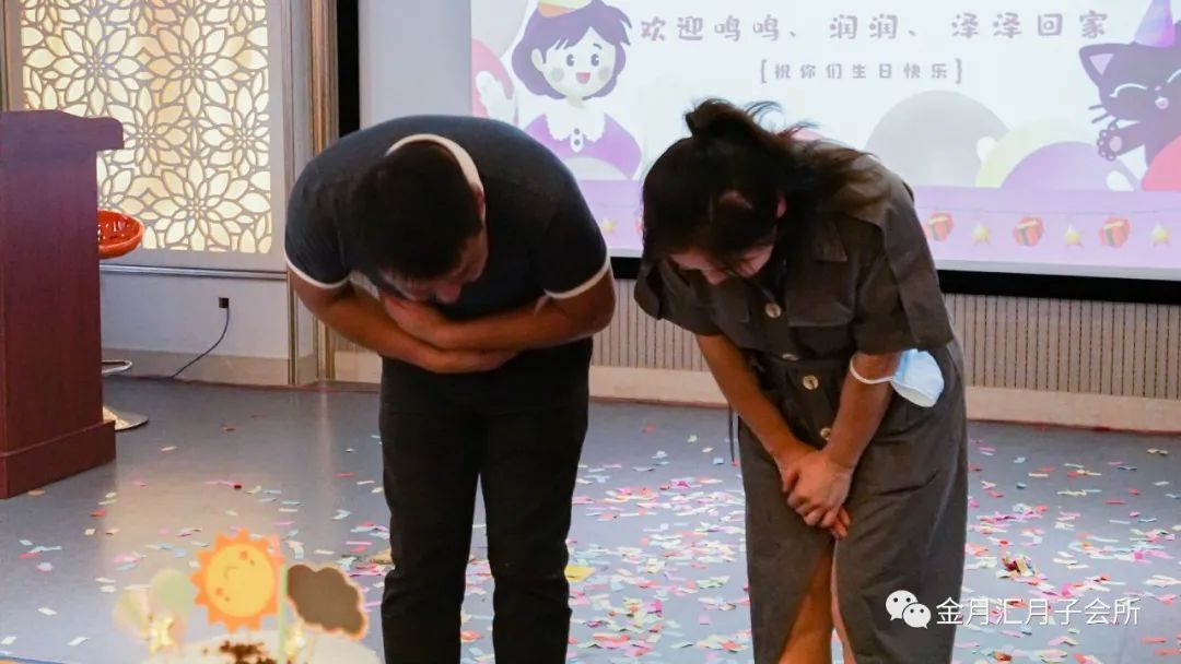 欢迎五年前金月汇单卵三胞胎宝宝回家