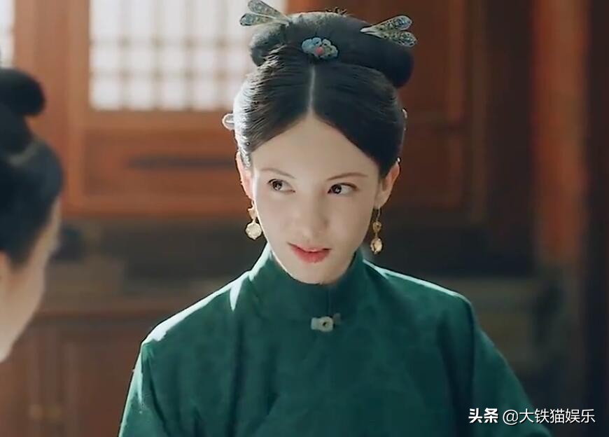 嘴歪也好看的女星，只服这5位，难怪于正说所有美人嘴都是歪的