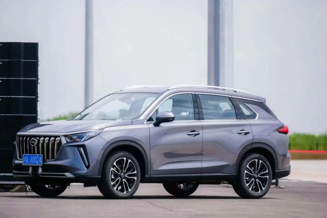 传祺GS4 想靠着PLUS重回巅峰很难，但冲进销量前十有机会