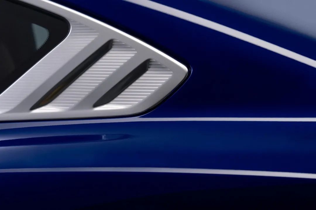 顶配车型免费升级，比亚迪汉EV全新配色车型上市售25.88万元起