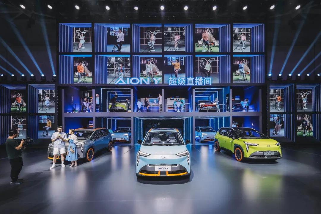 这款电动车续航超过400km、空间堪比5系，售价仅需十万元