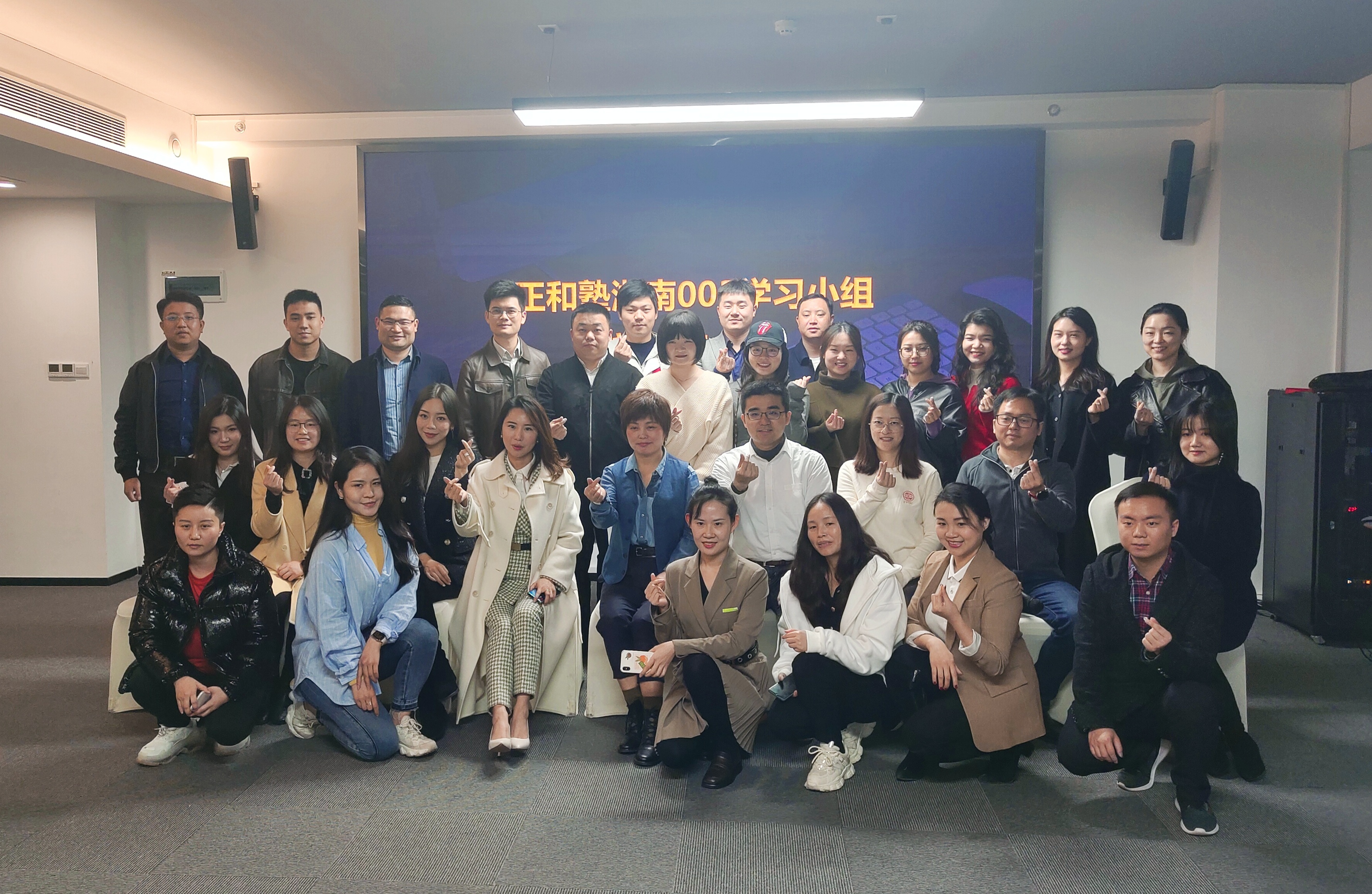 “悦读达人”任晓麟成立晓麟读书会 分享阅读新视角