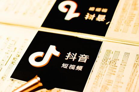 新手自媒体不会制作？想学，我教你