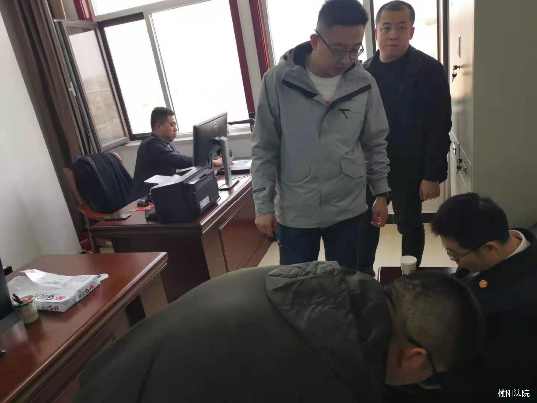 【我为群众办实事】 榆阳法院干警赴榆林北部三县区开展“拉网式”执行