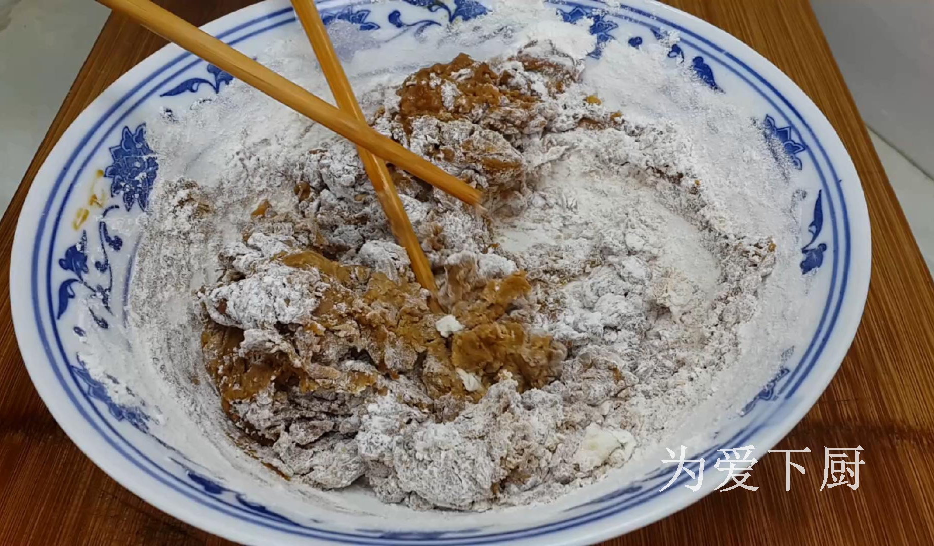 這零食的做法太好吃了，冰箱裡一放，比薯片還好吃，一口一個真香