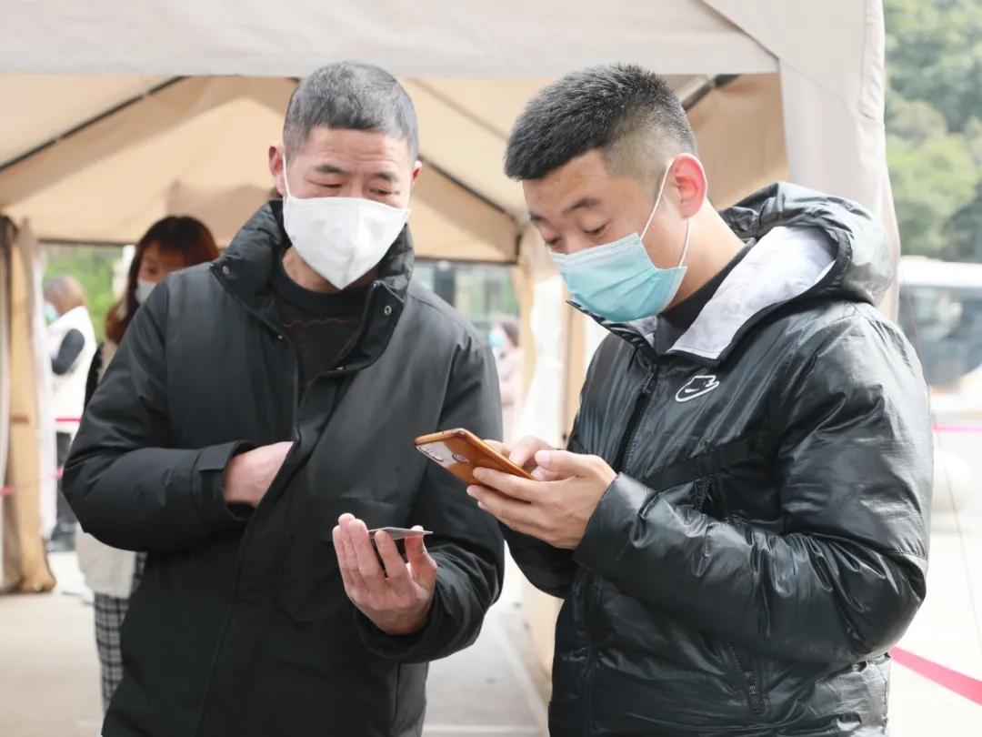 天府新区华阳中学教育集团小学集团部家长学院开讲啦