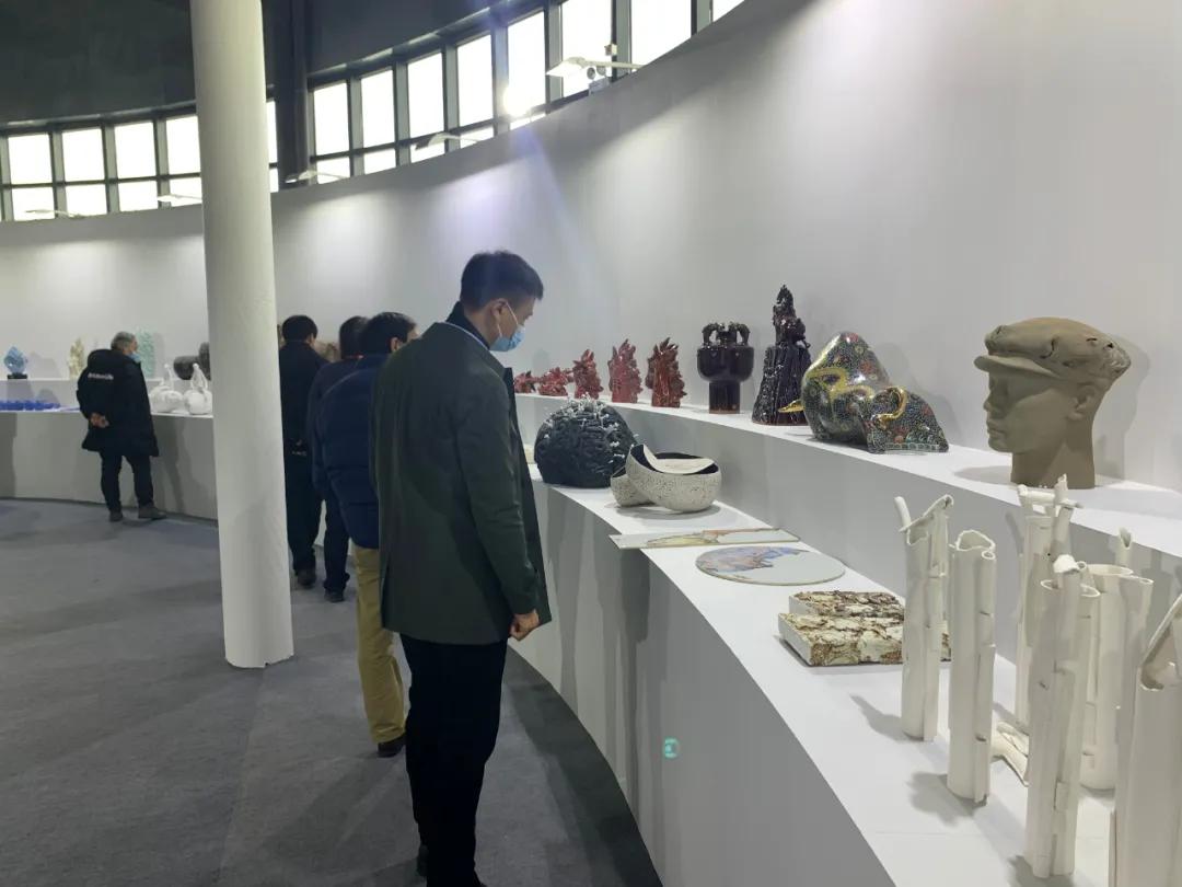 陆金喜受邀参加“CHINA?中国”（上虞）陶瓷艺术设计大展