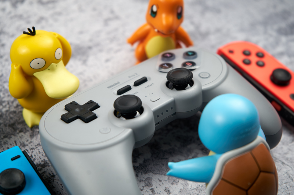 八位堂Pro2蓝牙手柄来了，游戏玩家们，一起梦回游戏机时代