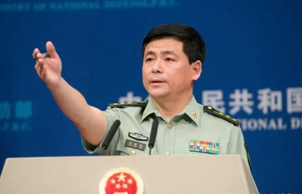 美军战舰突然穿越台湾海峡？绝不惯着，我东部