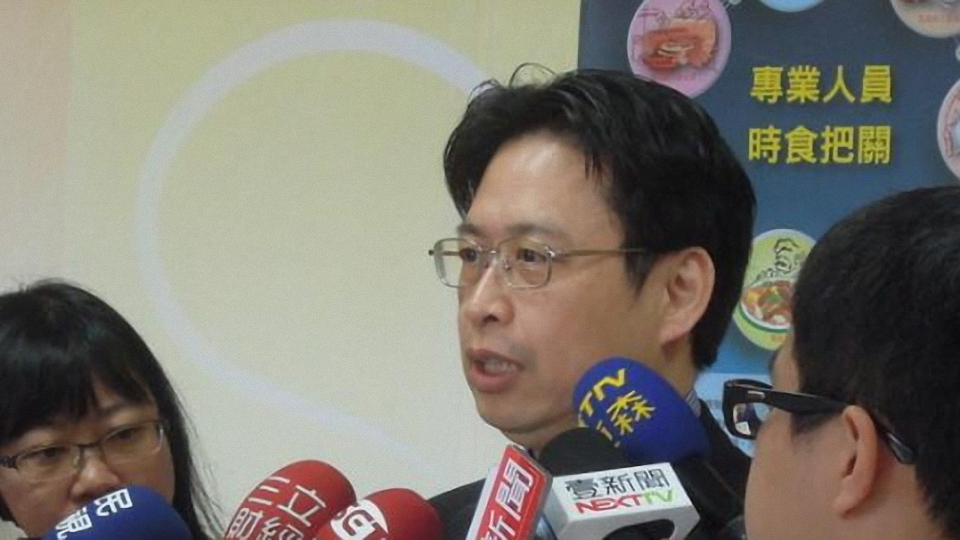 民進黨當局搞突襲，送上新年驚喜，卻加重了民眾的負擔