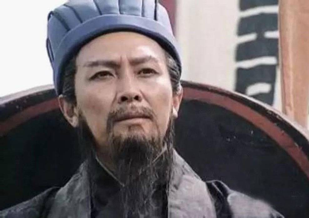 前妻孙涛自杀后，唐国强转身娶了壮丽，为何女