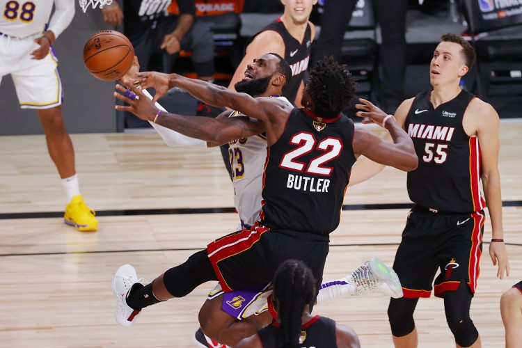 詹皇拒絕立下60分承諾，卻給出G4的強勢表態，而一眉哥和Vogel如此發言！-黑特籃球-NBA新聞影音圖片分享社區