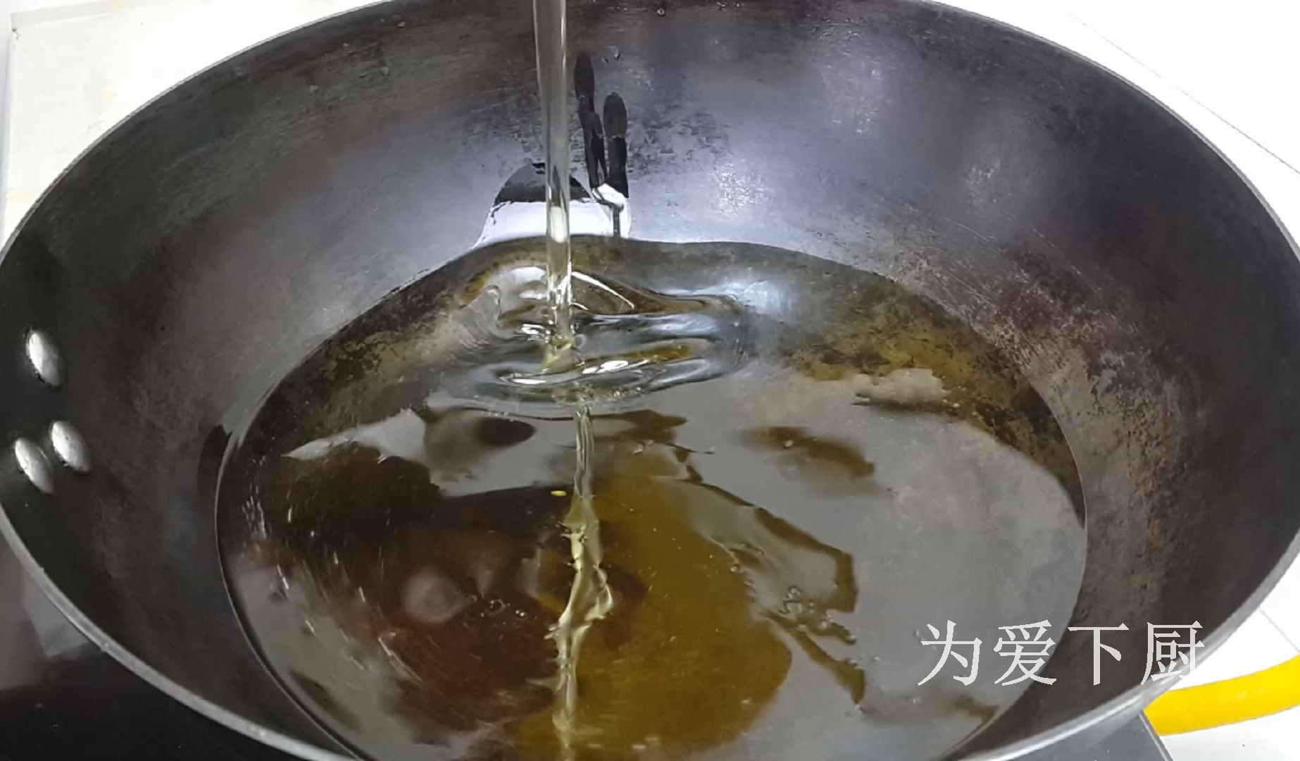 红薯这样做才好吃，加半碗糯米粉，个个焦脆又香甜，真的太香了