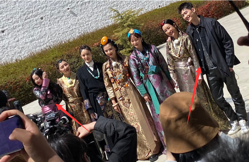 Liu Tao is basked in " wife brigade 5 " group photo, accidental exposure weighs pound flight 2 times, stage of mango of this one season went all out