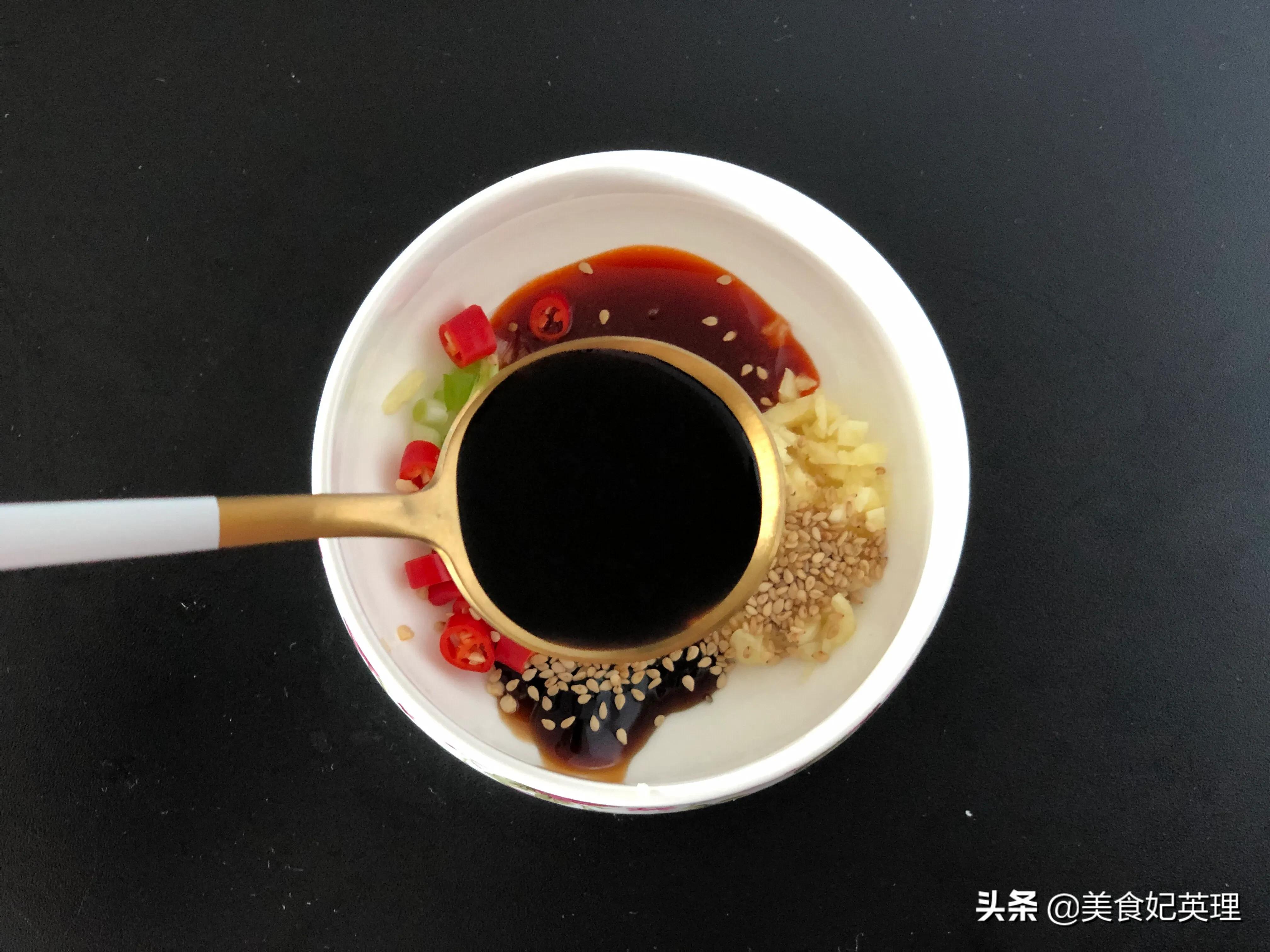 这菜我家一周吃三次都不腻，不到5分钟上桌，麻辣鲜香全家抢着吃