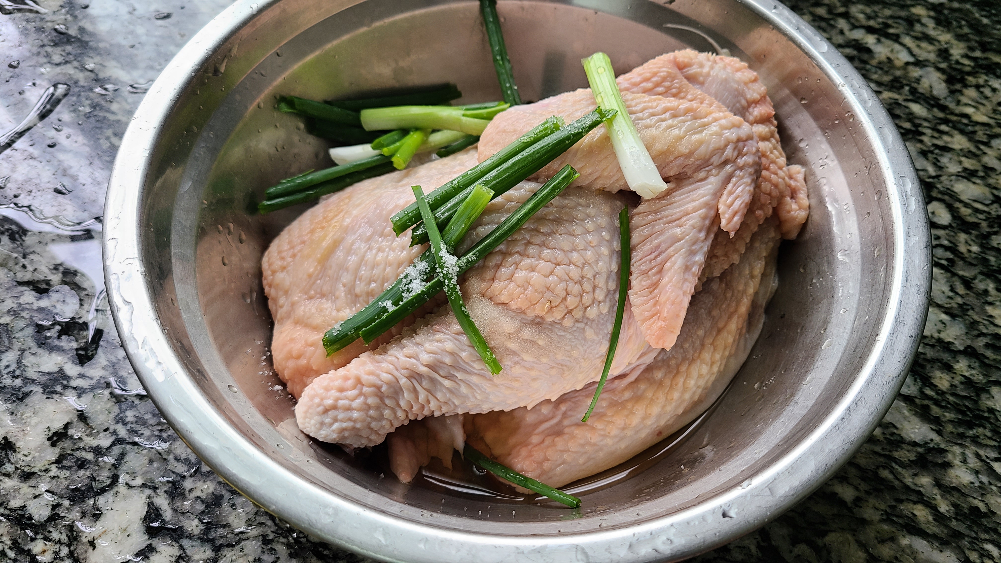 香味雞的做法，自從學會這道家常菜，我家經常吃，太香了