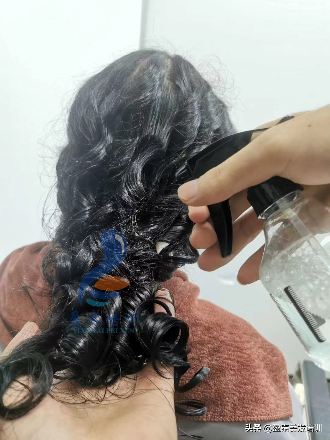 美发新手必看的「热烫流程」，真人烫发流程，纯干货分享