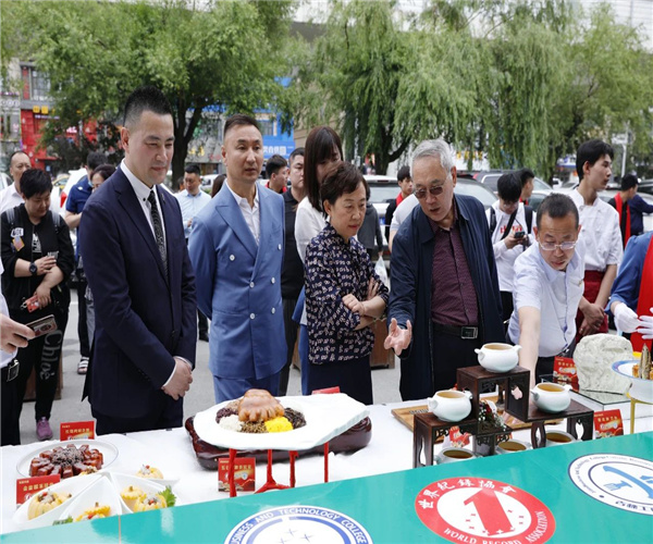 吉菜烹饪技艺与中华饮食文化推介研讨会在长举办