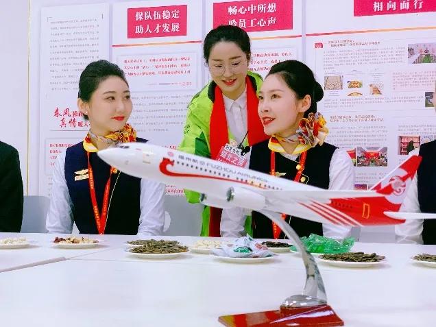 �����ǣ�һ���������Ԫ�����е�ů......