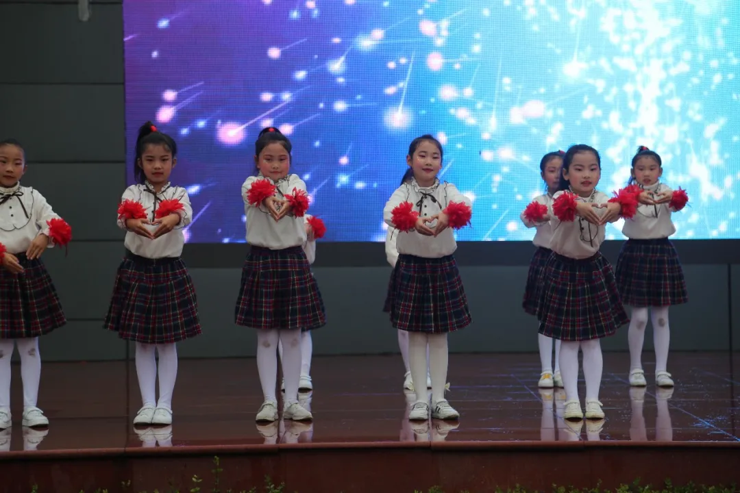 创绿色环保 享美好家园丨天府新区新兴小学植树节环保教育活动