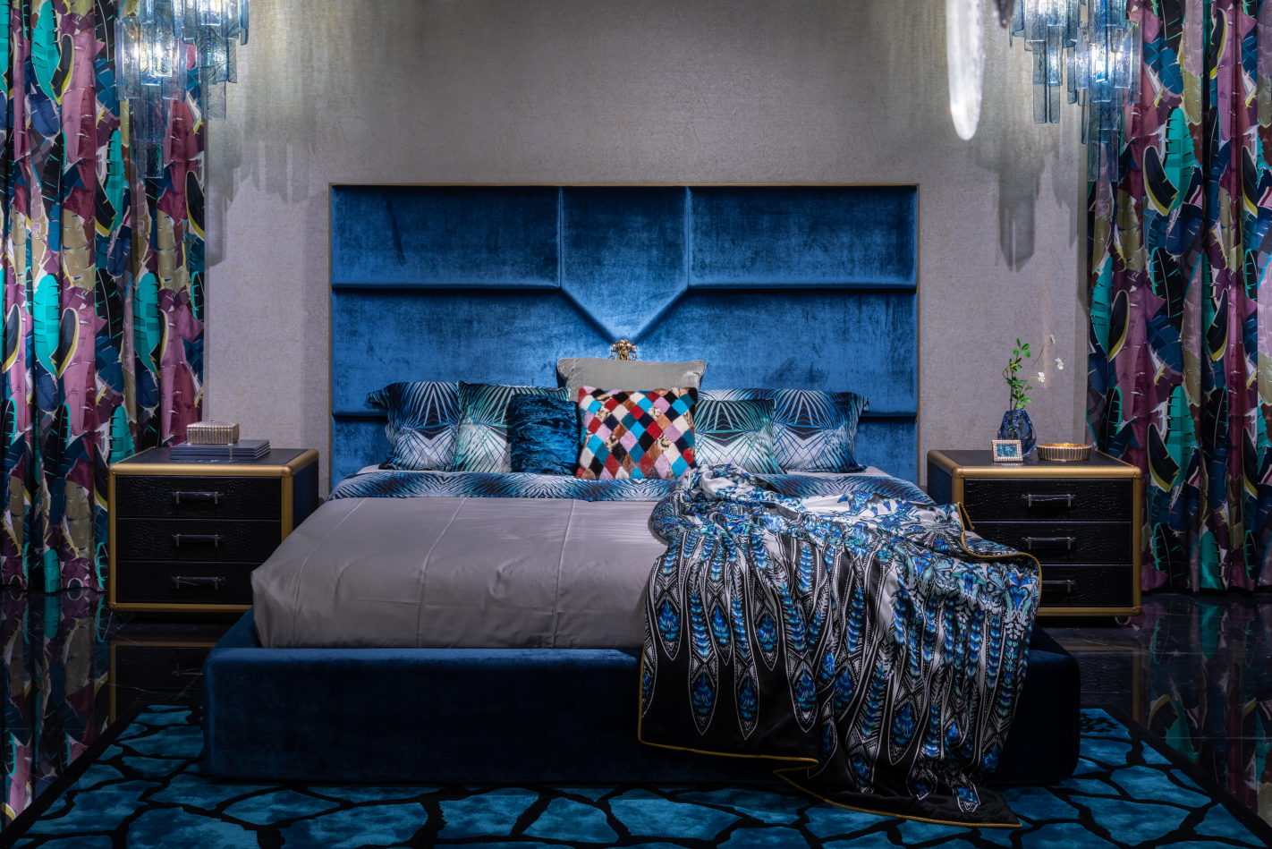 喜欢VERSACE、ROBERTO CAVALLI家具的人，都是什么样的人？