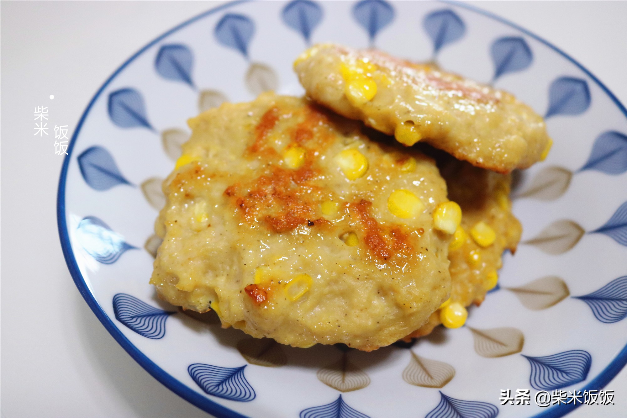 早餐，我给家人做了鸡肉堡，做法简单味道好，一个下肚能量满满