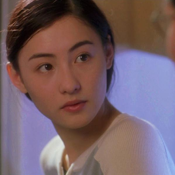 女星年轻时有多美？本以为蔡少芬够惊艳了，看