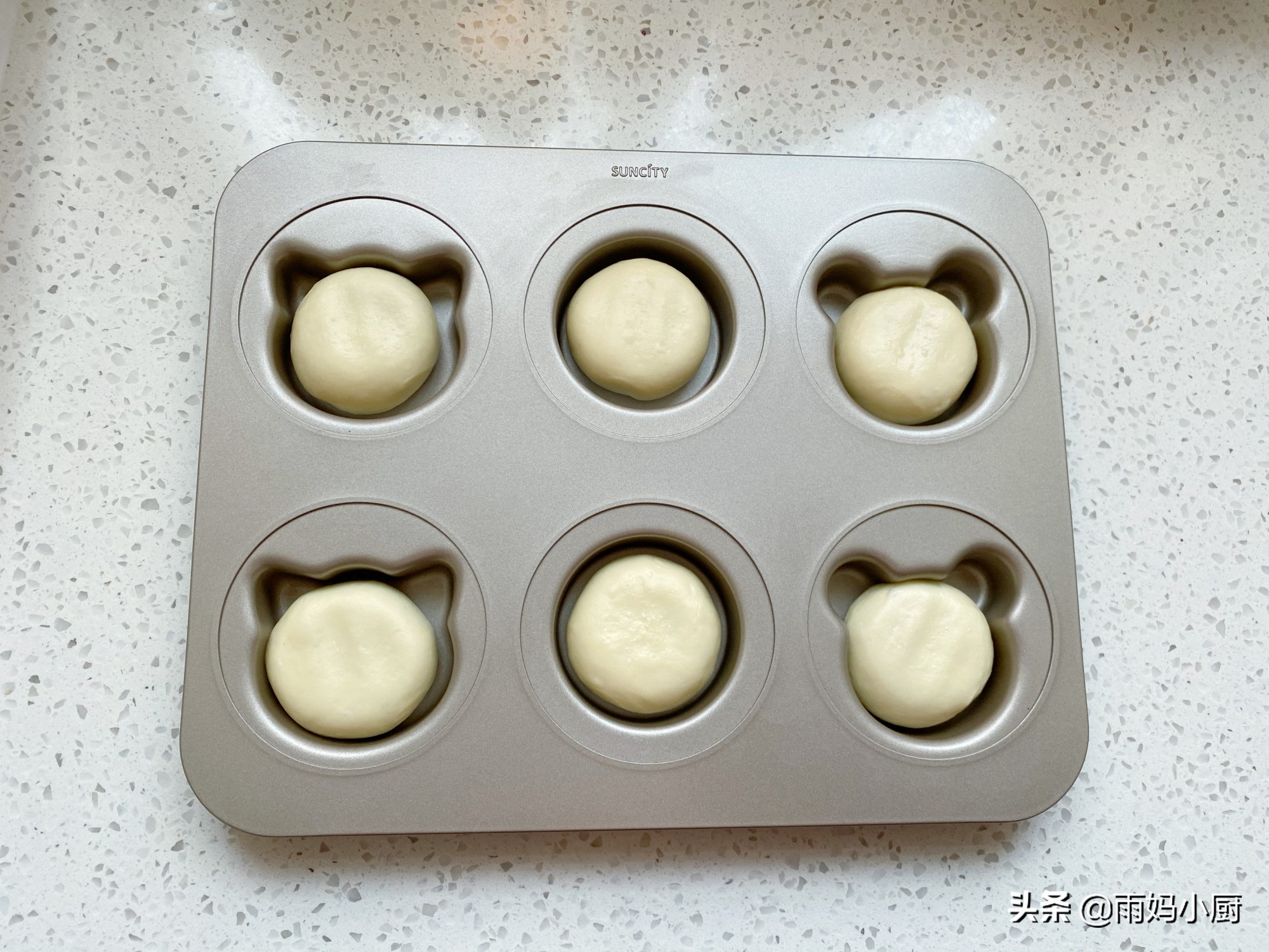 香芋包的家常做法，鬆軟美味又好吃，比饅頭省事比包子還香