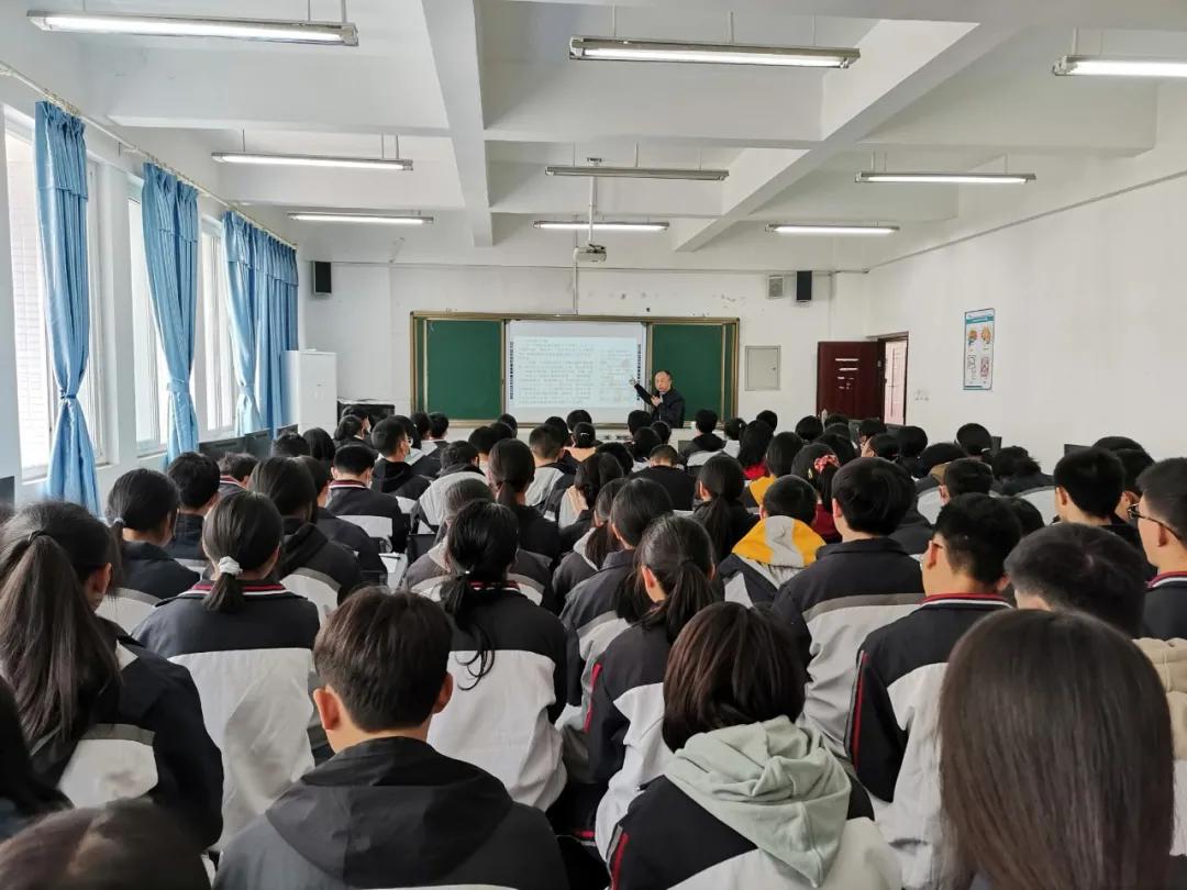 天府职校丨国家老年照护职业技能等级证书质量督导员宋健莅临讲座