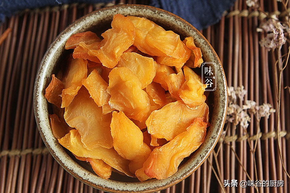 秋天，遇到此水果我一买就是十斤，做成健康零食，酸甜软糯吃不够