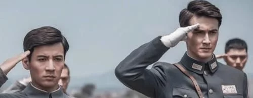 新版《亮剑》彻底凉凉护士穿裙子忍了，但秀芹