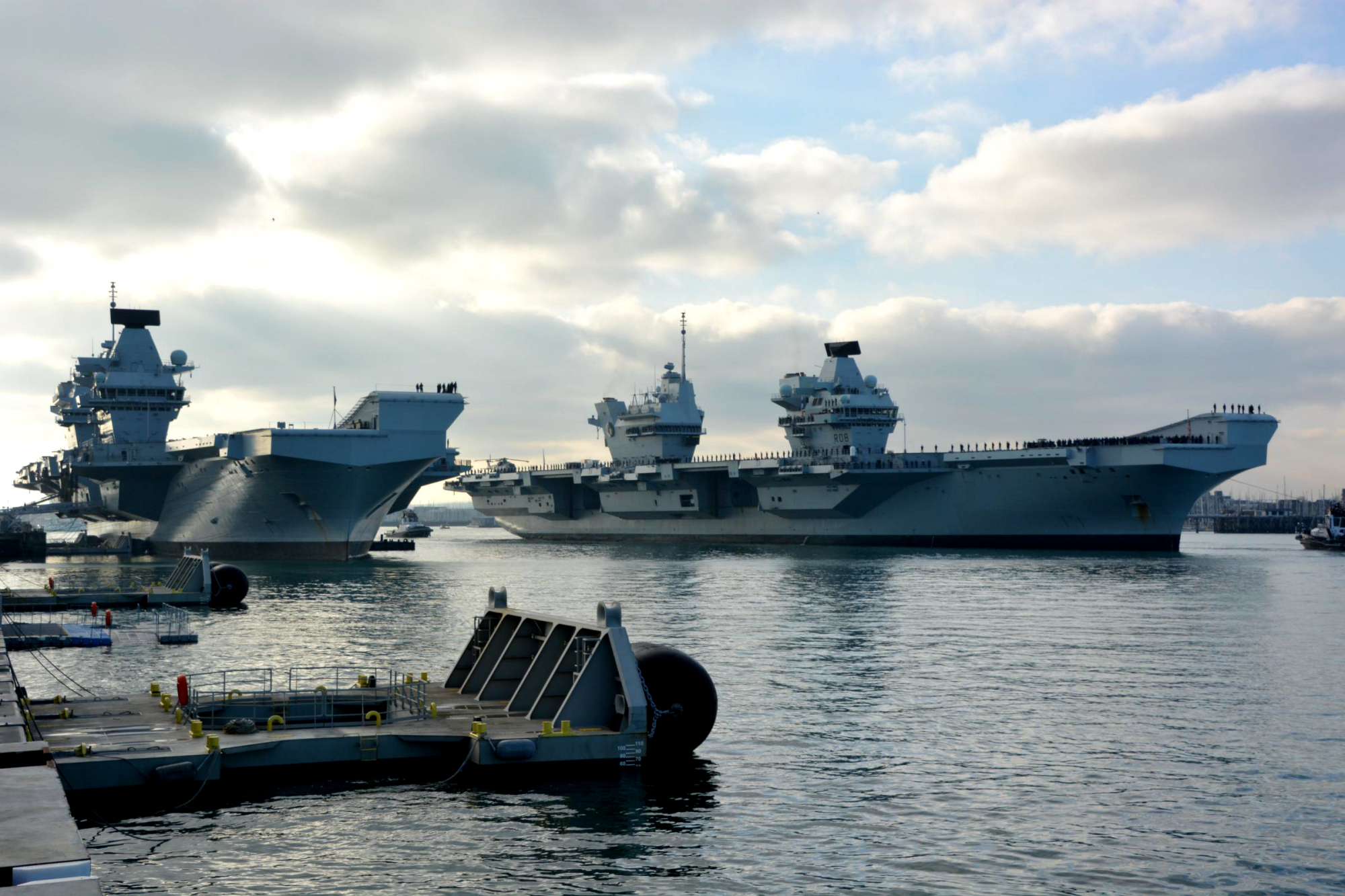 英國(guó)揚(yáng)言派軍艦來(lái)中國(guó)要賠償，日落西山還要挑戰(zhàn)中國(guó)？