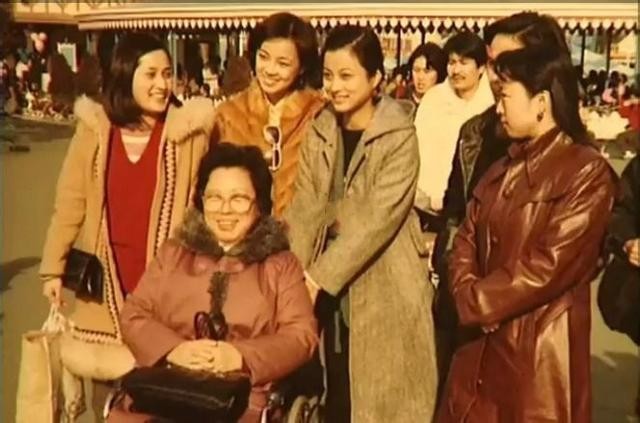李玲玉的2段婚姻皆“被離婚”，34歲征服猶太富商，力破不合謠言