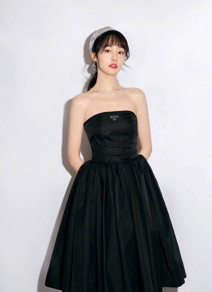 《广电时评》发文正式封杀郑爽，称不会为劣迹